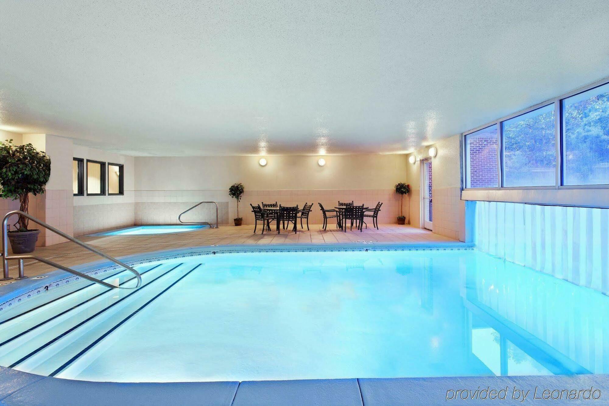 Country Inn & Suites By Radisson, Charlotte University Place, Nc Exteriör bild